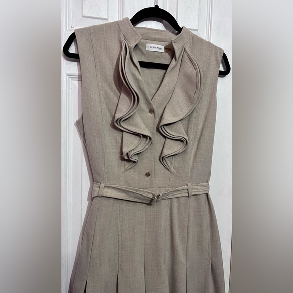 Calvin Klein Tan Ruffle Collar V Neck Sleeveless Pleated Fit and Flare Dress - Picture 6 of 11